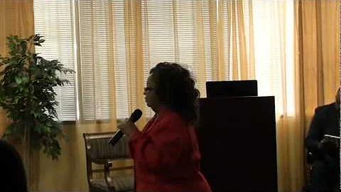 Jacqueline Gibson Photo 37