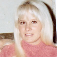Rosie Thomas Photo 14