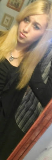 Milagros Flores Photo 17
