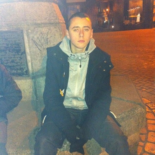 Kevin Barlow Photo 12