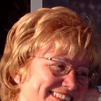 Linda Henriksen Photo 6