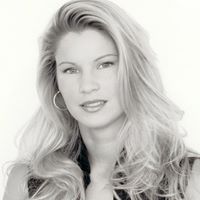 Victoria Schwartz Photo 3