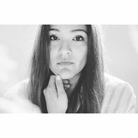 Angela Salgado Photo 8