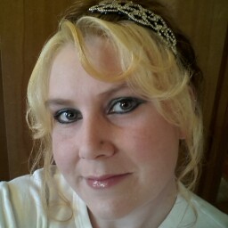Holly Winston Photo 5