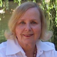 Suzanne Valentine Photo 3
