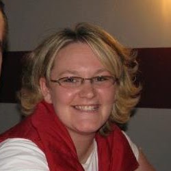 Erin Luke Photo 15