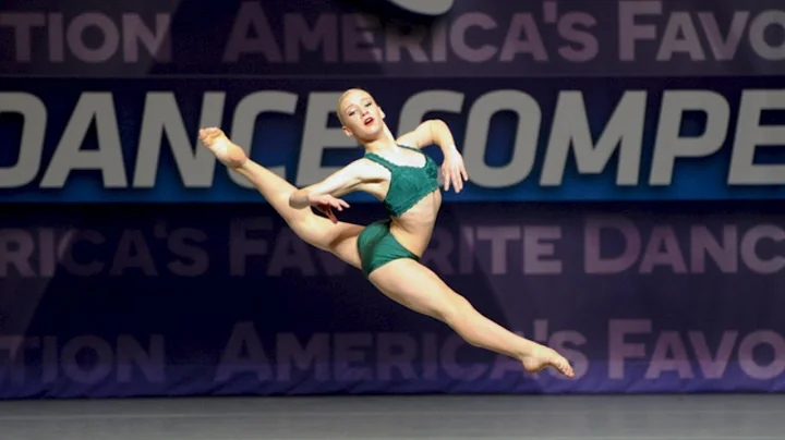 Anna Powell Photo 35