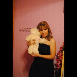 Emilia Benitez Photo 13