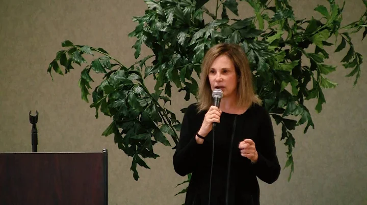 Debra Diamond Photo 26