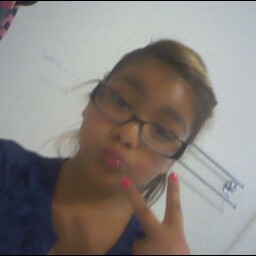 Angela Iniguez Photo 6