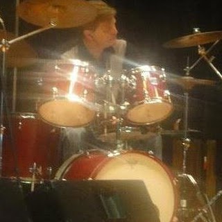 Guy Maxwell Photo 12