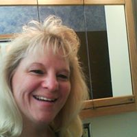 Laurie Hayward Photo 6