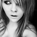 Miley Taylor Photo 5