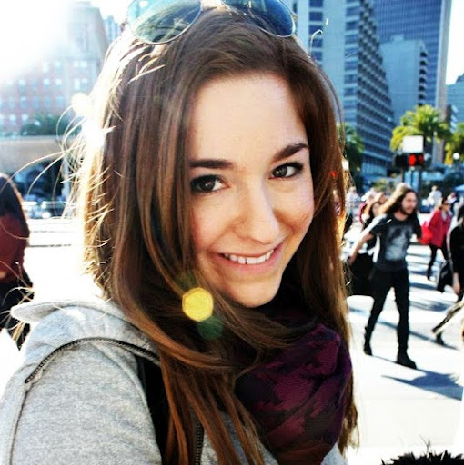 Laura Sanchez Photo 19