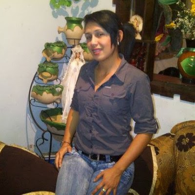 Elizabeth Pino Photo 16