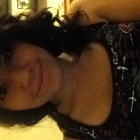 Rose Robles Photo 11