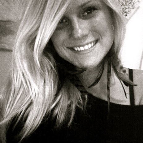 Megan Hudson Photo 16