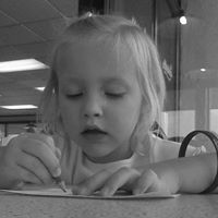 Allie Tucker Photo 3