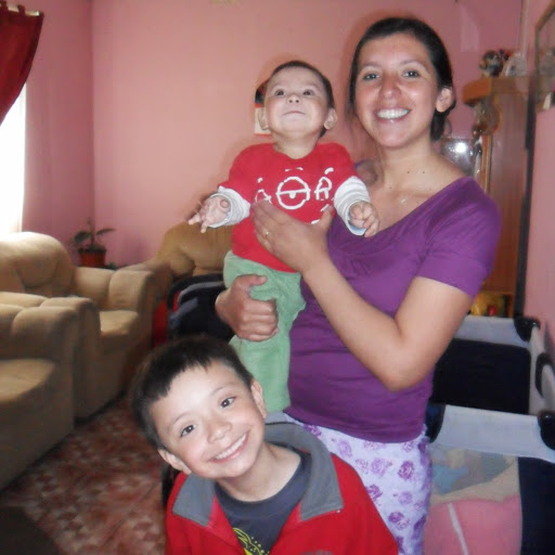 Elizabeth Pino Photo 9