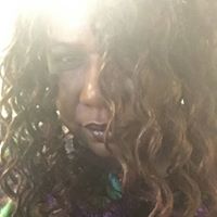 Sharee Clark Photo 3
