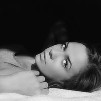 Lara Wagner Photo 6