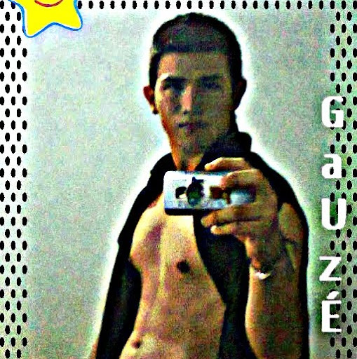 Giovanni Sanchez Photo 16
