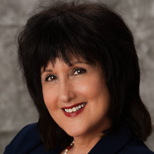 Donna Lang Photo 3