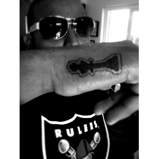 Mike Fuentes Photo 16