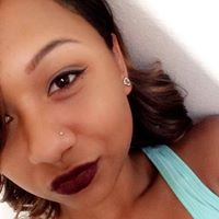 Alicia Sanders Photo 8