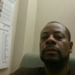 Bobby Giles Photo 11