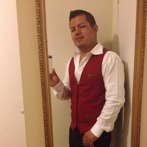 Carlos Rosas Photo 16