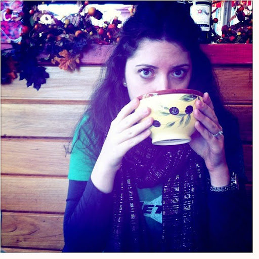 Julia Gray Photo 11