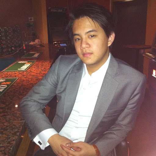 Robert Truong Photo 14