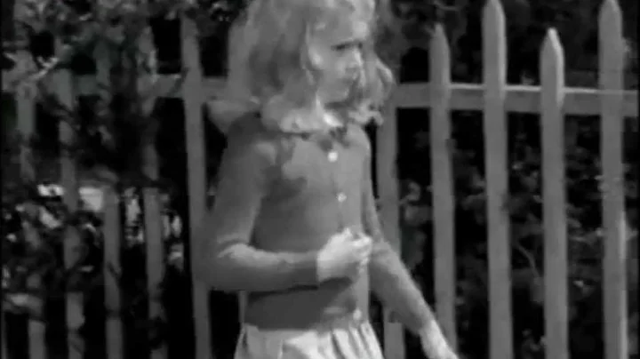 Anne Carter Photo 29