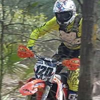 Robert Butts Photo 5