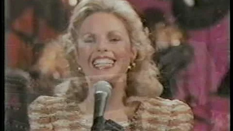 Tennille Harris Photo 15