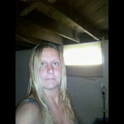 Crystal Blevins Photo 13