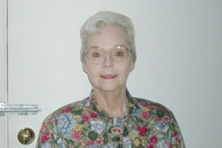 Jacqueline Anderson Photo 20