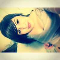 Christina Barajas Photo 7