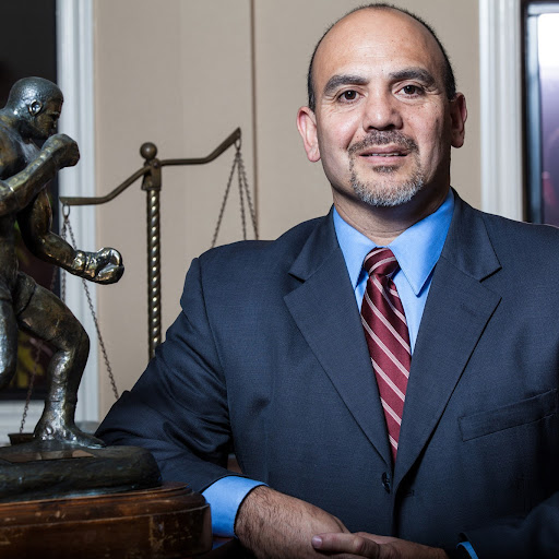 David Gutierrez Photo 17