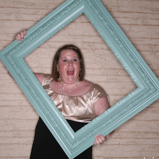 Heather Nicholson Photo 17