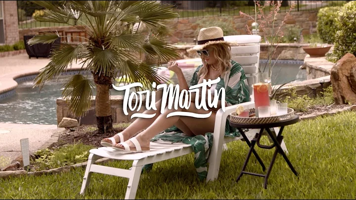 Tory Martin Photo 29