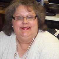 Esther Powers Photo 2