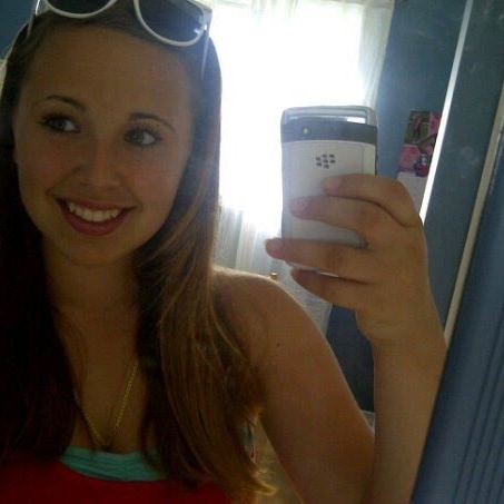 Shannon Wolfe Photo 13