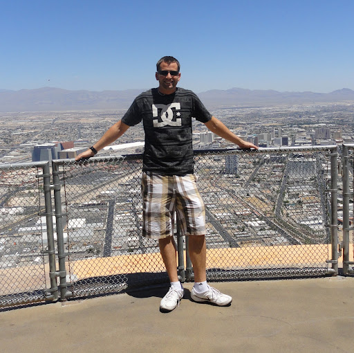 Brandon Hilbert Photo 9