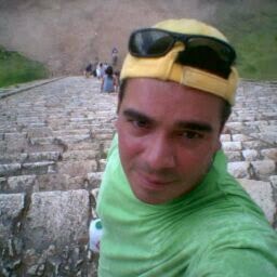Rafael Lazcano Photo 11