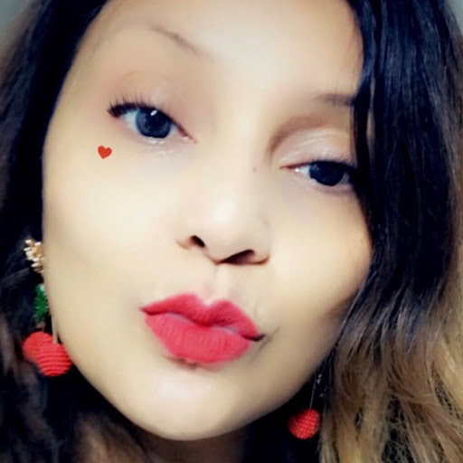Sonia Velasquez Photo 11
