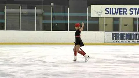 Sarah Lyle Photo 34