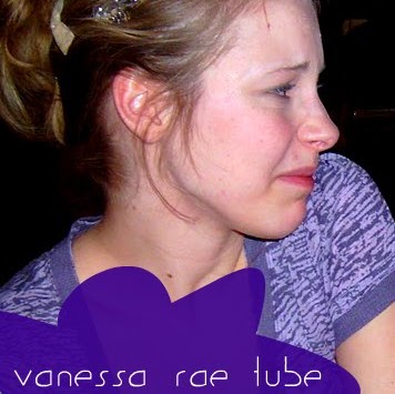 Vanessa Luke Photo 11