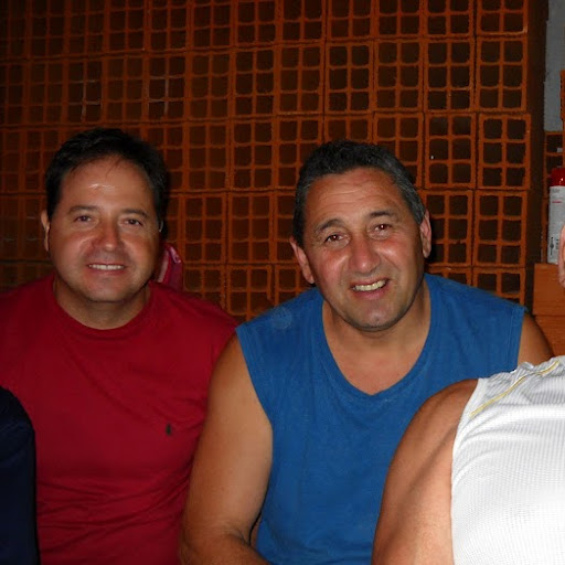 Juan Becker Photo 12